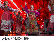 Народная артистка Надежда Георгиевна Бабкина и вокальный ансамбль "Русская песня" во время выступления в театре "Русская песня". Москва  (2025год) Редакционное фото, фотограф Юлия Кутыгина / Фотобанк Лори