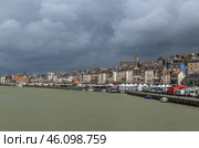 promenade in Trouville-sur-Mer, France (2016 год). Стоковое фото, фотограф Boris Breytman / Фотобанк Лори
