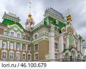 Tambov, Russia, April 1, 2023: Tambov Theological Seminary. Higher educational institution of Tambov Diocese of Russian Orthodox Church, preparing clergy and church servants. Редакционное фото, фотограф Алексей Антипов / Фотобанк Лори