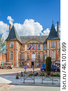 City hall of Pont-l'Eveque, France (2016 год). Стоковое фото, фотограф Boris Breytman / Фотобанк Лори
