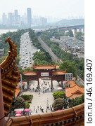 View from Yellow Crane Tower on the west of city. Wuhan, China. (2024 год). Редакционное фото, фотограф Кекяляйнен Андрей / Фотобанк Лори