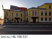 Главный дом городской усадьбы Долгоруковых - Бобринских. Москва, Малая Дмитровка, 1. Редакционное фото, фотограф Александр Селезнев / Фотобанк Лори