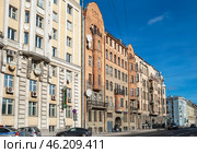 Доходный дом А. А. Каплуна. Улица Шпалерная 44А. Санкт-Петербург (2013 год). Редакционное фото, фотограф Александр Щепин / Фотобанк Лори