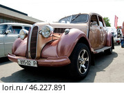 Ретро-автомобиль тридцатых годов BMW 321 (2008 год). Редакционное фото, фотограф Snezka / Фотобанк Лори