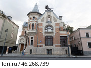 Особняк Кекушевой. Улица Остоженка. Район Хамовники, Москва (2024 год). Редакционное фото, фотограф Evgenia Shevardina / Фотобанк Лори