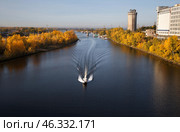 Самара вид с фрунзенского моста на элеватор (2020 год). Редакционное фото, фотограф Ольга Дубровская / Фотобанк Лори