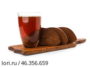 Glass of fresh kvass and bread on white background. Стоковое фото, фотограф Pixel_shot / Фотобанк Лори