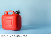 Plastic jerrycan on color background. Стоковое фото, фотограф Pixel_shot / Фотобанк Лори