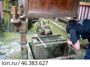 Храм Фусими-Инари-тайся. Киото. Япония. Редакционное фото, фотограф Владимир Макеев / Фотобанк Лори