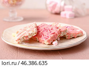 Plate with crispy rice bars on table. Стоковое фото, фотограф Pixel_shot / Фотобанк Лори