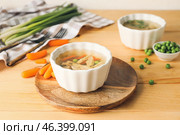 Bowl of tasty aspic on table. Стоковое фото, фотограф Pixel_shot / Фотобанк Лори