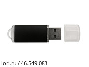 Черный USB-накопитель с крышкой на белом фоне. Стоковое фото, фотограф Pixel_shot / Фотобанк Лори