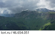 Slopes of summer Caucasus mountains. Стоковое видео, видеограф Михаил Коханчиков / Фотобанк Лори