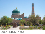 Площадь в историческом центре города Ичан-Кала, Хива. Республика Узбекистан (2022 год). Редакционное фото, фотограф Анна Карасева / Фотобанк Лори