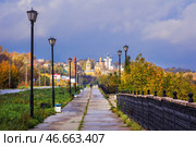 Набережная улица, церковь Николы Набережного, река Ока, Муром, Владимирская область (2012 год). Стоковое фото, фотограф Baturina Yuliya / Фотобанк Лори