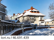 Kaliningrad, Kaliningrad region, Russia, February 16, 2025 Old German villa Schmidt horizontal. Редакционное фото, фотограф Наталья Симакова / Фотобанк Лори