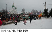 Город Ялуторовск. Празднование Масленицы на Сретенской площади. Редакционное видео, видеограф Александр Тараканов / Фотобанк Лори