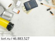 Каркас из предметов первой необходимости для сумки на белом столе. Стоковое фото, фотограф Pixel_shot / Фотобанк Лори