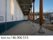 Bukhara, Uzbekistan, 12.30.2023: View of the courtyard of the Bahauddin Naqshbandi Memorial Complex on a sunny day. Редакционное фото, фотограф Ula Ulachka / Фотобанк Лори