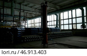A large room with huge bolons of gas that move and lie on top of each other. Стоковое фото, фотограф David Kashakhi / Фотобанк Лори
