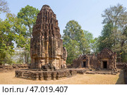 Древний кхмерский храм Прасат Та Муен Том (Prasat Ta Muen Thom), Таиланд. Редакционное фото, фотограф Ирина Яровая / Фотобанк Лори