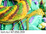 Праздничный торт для праздника Марди Гра (Fat Tuesday), крупным планом. Стоковое фото, фотограф Pixel_shot / Фотобанк Лори