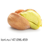 Вкусные фисташковые орехи на белом. Стоковое фото, фотограф Pixel_shot / Фотобанк Лори