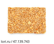 Вкусные козинаки с кунжутом на белом фоне. Стоковое фото, фотограф Pixel_shot / Фотобанк Лори