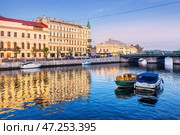 Особняк Мусина-Пушкина, доходный дом Фокина, цирк, мост Белинского, река Фонтанка, Санкт-Петербург. Стоковое фото, фотограф Baturina Yuliya / Фотобанк Лори