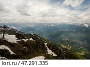 Город Сочи. Роза Хутор. Горный пейзаж с облаками (2024 год). Стоковое фото, фотограф Игорь Низов / Фотобанк Лори