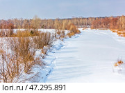 Река Бердь, зимний вид с моста в селе Легостаево. Искитимский район, Новосибирская область, Западная Сибирь, Россия. Стоковое фото, фотограф Евгений Мухортов / Фотобанк Лори