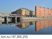Набережная реки Фонтанки в Санкт-Петербурге (2019 год). Стоковое фото, фотограф Александр Алексеев / Фотобанк Лори