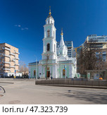 Храм Живоначальной Троицы на Шаболовкев Москве. Стоковое фото, фотограф Владимир Чинин / Фотобанк Лори