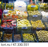 Pickled vegetables marinades at the turkish market. Стоковое фото, фотограф Яков Филимонов / Фотобанк Лори