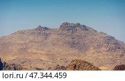 Panoramic aerial view of Jabal Harun mountain with the tomb of Saint Aaron on top, Wadi Rum desert, Jordan (2023 год). Стоковое фото, фотограф Сергей Богомяко / Фотобанк Лори