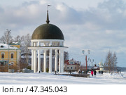 Мартовский день на городской набережной Петрозаводска. Стоковое фото, фотограф Виктор Карасев / Фотобанк Лори