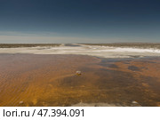 Aral sea.Part of the dried-up Aral sea,salt marshes and industrial water near the city of Aralsk.Kazakhstan. Стоковое фото, фотограф Ольга Гордеева / Фотобанк Лори