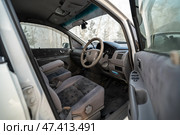 KRASNOYARSK, RUSSIA - February 2, 2025: White Mazda Premacy. Редакционное фото, фотограф Плотников Дмитрий / Фотобанк Лори