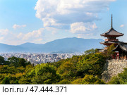 Kiyomizu-dera temple in Kyoto (2010 год). Стоковое фото, фотограф Roman B. / Фотобанк Лори