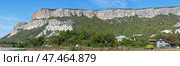 Panoramic view of mountains of Belbek valley in autumn, Bakhchisaray district, Crimea, Russia (2022 год). Стоковое фото, фотограф Алексей Антипов / Фотобанк Лори
