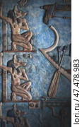 Hieroglyphic carvings and paintings on wall. Стоковое видео, видеограф Михаил Коханчиков / Фотобанк Лори