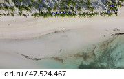 Aerial top view of beautiful tropical sandy beach. Стоковое фото, фотограф Михаил Коханчиков / Фотобанк Лори