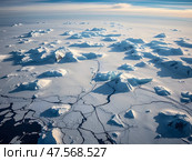 Aerial View Of Antarctica's Expansive Icy Terrain And Glaciers. Стоковое AI-изображение, AI-художник Iva Noel / Фотобанк Лори