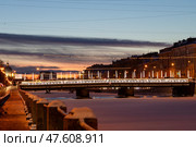 Россия. Санкт-Петербург.Семёновский мост. Редакционное фото, фотограф Литвяк Игорь / Фотобанк Лори