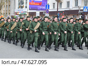 Кадеты патриотического клуба "Кречет" на параде 9 мая. Город Тюмень (2017 год). Редакционное фото, фотограф Александр Тараканов / Фотобанк Лори