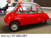 Мотоколяска (микрокар) Heinkel Kabine. Музей автомобильной техники. Музейный комплекс УГМК, город Верхняя Пышма, Свердловская область (2021 год). Редакционное фото, фотограф Алексей Иванов / Фотобанк Лори