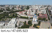 Khabarovsk city from a bird's-eye view. Стоковое видео, видеограф Mikhail Davidovich / Фотобанк Лори
