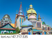 Храмовый комплекс "Всех религий". Село Старое Аракчино (Казань), Республика Татарстан (2024 год). Редакционное фото, фотограф Анна Карасева / Фотобанк Лори