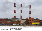 Трубы Василеостровской ТЭЦ-7. Санкт-Петербург, Васильевский остров (2021 год). Редакционное фото, фотограф Алексей Иванов / Фотобанк Лори