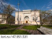 Административный корпус Городской больницы №1 имени Н.И.Пирогова (Первая Градская) Редакционное фото, фотограф Владимир Чинин / Фотобанк Лори